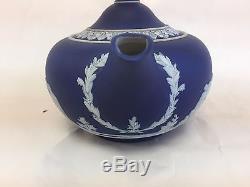 Pot De Thé Wedgwood Royal Dark Blue Jasper 5 H 8 W Blanc À L'intérieur