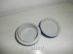 Pot à bibelots rond néoclassique en jaspe bleu foncé Wedgwood ancien avec rougeur