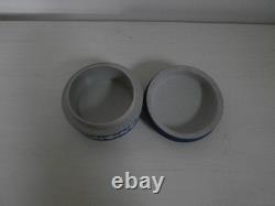 Pot à bibelots rond néoclassique en jaspe bleu foncé Wedgwood ancien avec rougeur