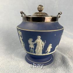 Pot à biscuits en jaspe bleu Wedgwood antique avec couvercle et poignée en argent plaqué 7 pouces de haut