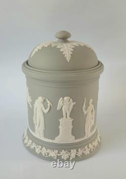Pot à tabac et couvercle en jaspe gris Wedgwood, jasperware Pot à tabac et couvercle en jaspe gris Wedgwood, jasperware