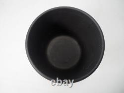 Pot de plante / vase vintage en jaspe Wedgwood noir et terracotta avec crocodile