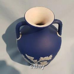 Prix ​​réduit Wedgwood 6 (15cm) Bleu Foncé Jasperware Portland Vase Circa 1910