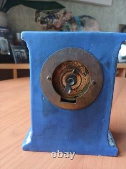 Projet de restauration d'une horloge en jaspe Wedgwood bleu foncé antique 1889 'R'