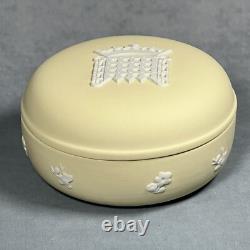 RARE Boîte à Bijoux Ronde Moyenne en Jasperware Wedgwood Primrose avec Portcullis Tudor