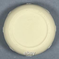 RARE Boîte à Bijoux Ronde Moyenne en Jasperware Wedgwood Primrose avec Portcullis Tudor