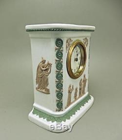 Rare 19ème Wedgwood Tricolor Jasperware Mantle Horloge Fonctionnement Mouvement Original