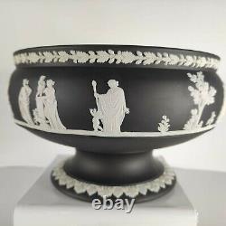 Rare Black And White Basalt Wedgwood Jasperware Urn Ou Centerpiece Bowl