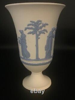 Rare Grand Vase À Trompette Bleu Et Blanc Inversé Wedgwood 7 1/2 H