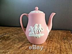 Rare Rose Wedgwood Jasperware Miniature Café Et Thé Parfaits Soucoupe Pot Teapot