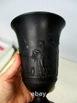 Rare Vintage Wedgwood Grecian Black Basalte Jasperware Footed Vase #65 7 1/4