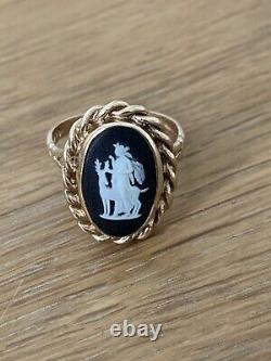 Rare Wedgwood Black Jasperware 9ct Gold Mounted Ring Diana La Chasseuse Taille N