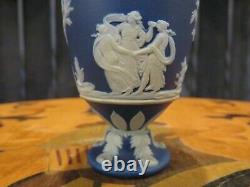 Rare Wedgwood Bleu Jasper Ware Miniature 4 Psyché Cupids Trophy Vase Urne C. 1900