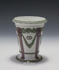 Rare Wedgwood Du Xixe Siècle (uniquement) Vase Monopodia À Trois Couleurs Jasperware
