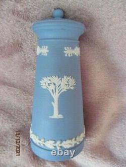 Rare Wedgwood Jasperware Blue Cow & Gate Salt Pot Shaker 1959 Bon État