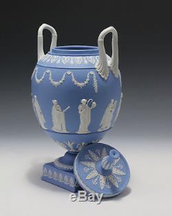 Rare Wedgwood Jasperware Solide Bleu Vase Et Couvercle