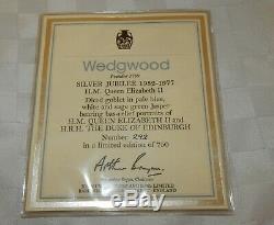 Rare Wedgwood Royal Du Jubilé D'argent Tri Couleur Diced Jasper Calice Goblet 292