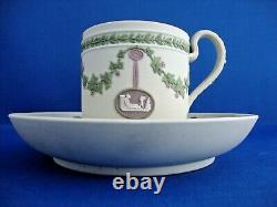 Rare Wedgwood Tri Colored Jasperware Cup Et Saucer C 1870's Aux Années 1880