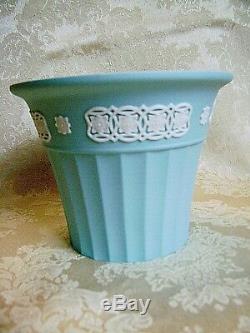 Rare Wedgwood Turquoise Bleu Jasperware Jardeniere Cache Pot Mint