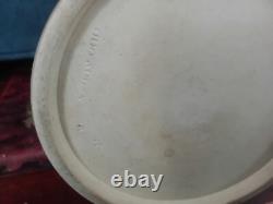 Rare cruche en jaspe tricolore vert sauge, blanc et jaune de Wedgwood antique