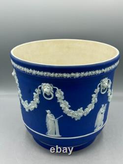 Rare pot de fleurs en jaspe Wedgwood bleu cobalt