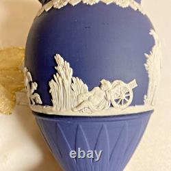 Rare vase Bountiful en jasperware Wedgwood vintage rare bleu Portland de 8 pouces de haut