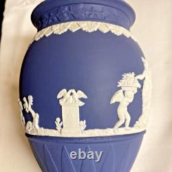 Rare vase Bountiful en jasperware Wedgwood vintage rare bleu Portland de 8 pouces de haut