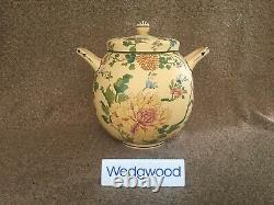 Réduction Finale Très Rare Wedgwood Jasper Ware Pot Pouri Jar