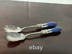 Serveurs de salade Vintage Wedgwood Jasperware bleu cobalt environ années 1920