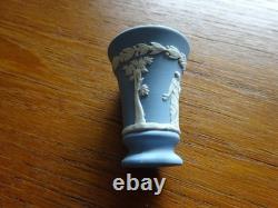 Service à thé miniature Wedgewood en jaspe bleu vintage, ensemble complet avec vase à bouquet