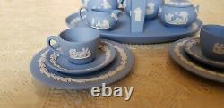 Service à thé miniature en jasperware bleu Wedgwood