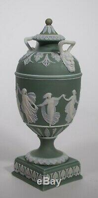 Seulement Wedgwood Vase Vert Jasperware, Vers 1860