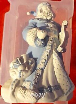 Statuette en jaspe bleu Wedgewood (très rare)