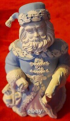 Statuette en jaspe bleu Wedgewood (très rare)