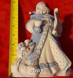 Statuette en jaspe bleu Wedgewood (très rare)