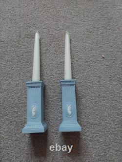 Superbes chandeliers en jasperware Wedgwood Millennium, trouvaille rare