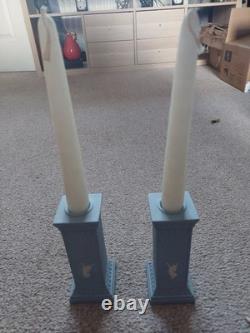 Superbes chandeliers en jasperware Wedgwood Millennium, trouvaille rare