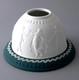 Support Pour Bougie Chauffe-plat En Jasperware Wedgwood Vert Sarcelle Avec Lithophanie, Repr&eacute;sentant Les Heures Dansantes