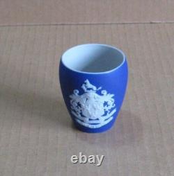 Tasse CRESTEE BURY St EDMUNDS en jaspe COBALT BLUE de Wedgwood