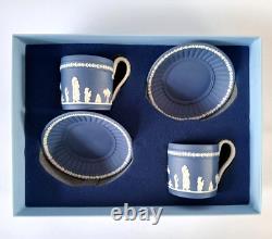 Tasses à café et soucoupes en Jasperware Wedgwood bleu Portland dans une boîte Lady Templetown