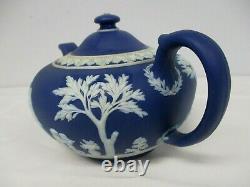 Théière Antique Wedgwood England Dark Blue Jasperware
