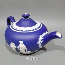 Théière vintage Wedgwood Jasper Ware bleu Portland