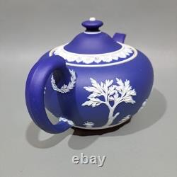 Théière vintage Wedgwood Jasper Ware bleu Portland