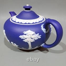 Théière vintage Wedgwood Jasper Ware bleu Portland