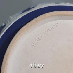 Théière vintage Wedgwood Jasper Ware bleu Portland