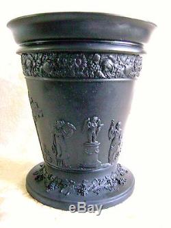 Très Grand Antique 1894 Wedgwood Jaspe Noir Vase Arcadien Avec Grenouille