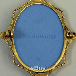 Une Broche En Porcelaine De Jaspe Wedgwood En Or Victorienne Antique Raffinée (testée)