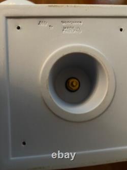 Urne en jaspe Wedgwood bleu grande, avec couvercle, en parfait état, bleu avec w