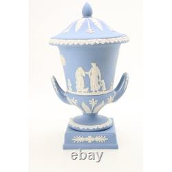 Urne vase pédestal campana à deux poignées en jaspe Wedgwood bleu