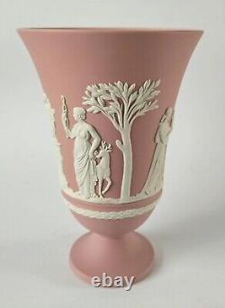 Vase Arcadien en jaspe rose Wedgwood